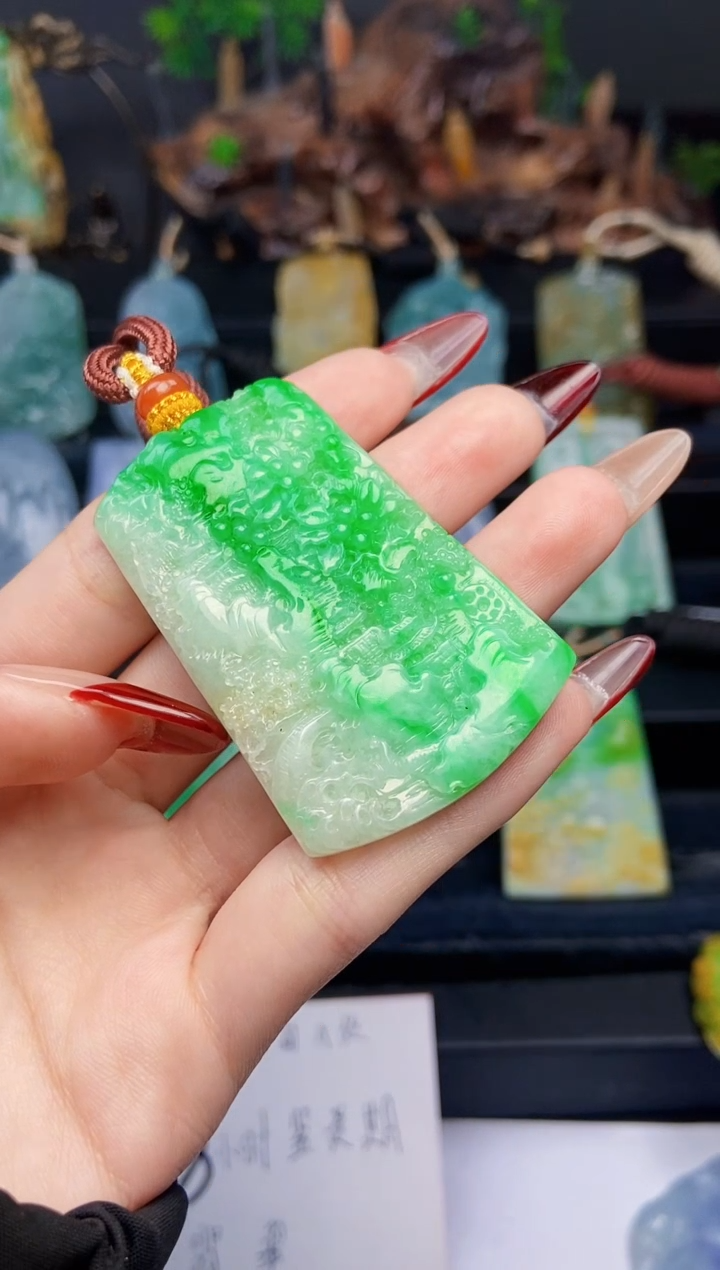 【闪购商品】定制翡翠未镶嵌翡翠A货