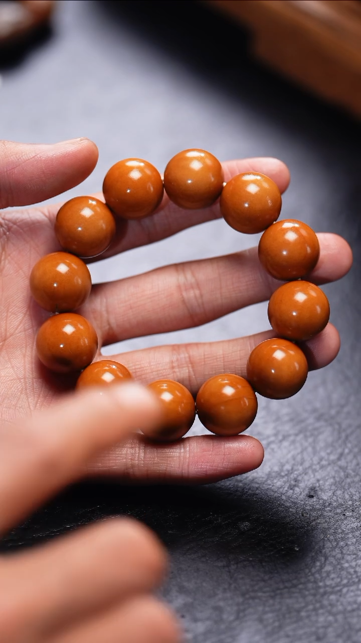 【闪购商品】橄榄核吊坠更厉害