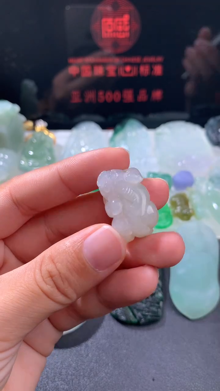 未镶嵌定制翡翠     