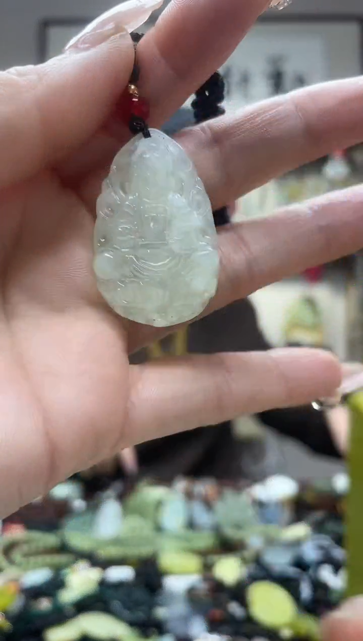 未镶嵌岫玉吊坠·