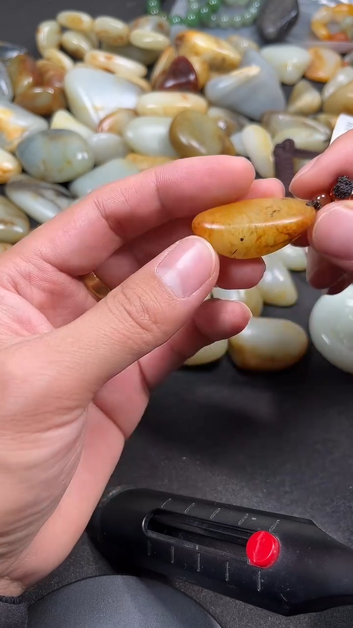 颈饰未镶嵌和田玉和田玉