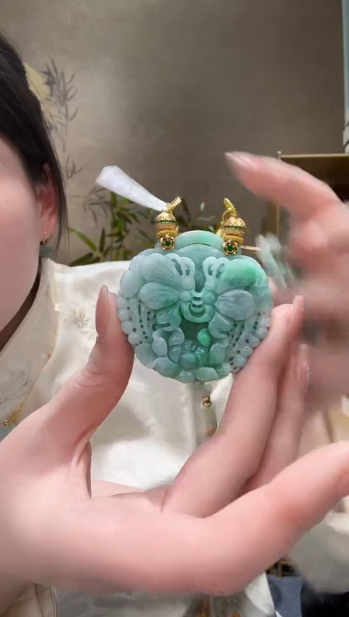 【闪购商品】翡翠颈饰未镶嵌吊坠