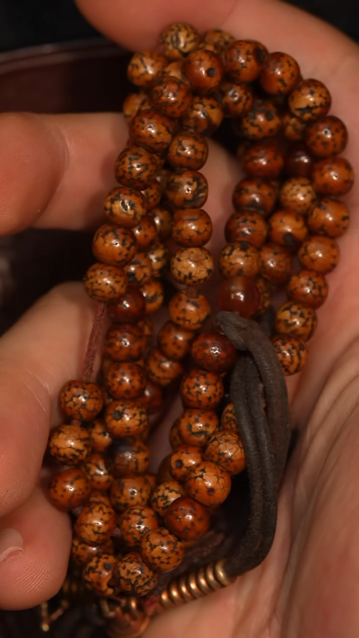 冲赛康胡子哥，藏传念珠88