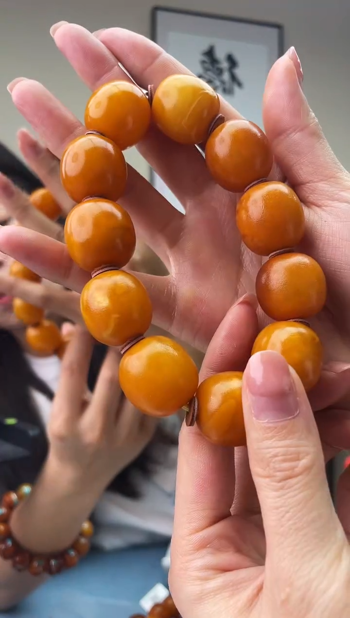 琥珀未镶嵌珠宝奇石T062 20假一罚十，多样性发一件