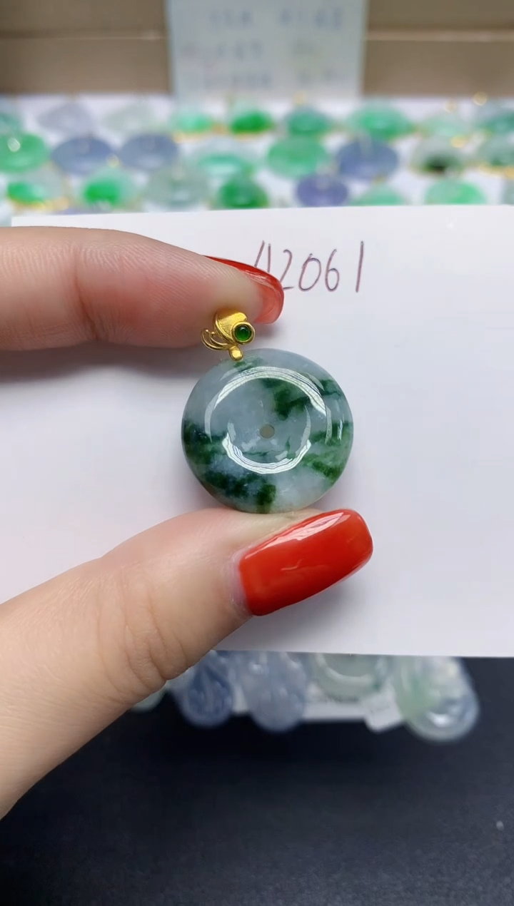 颈饰未镶嵌翡翠天然缅甸翡翠A货翡翠百元以上9元证书费自理