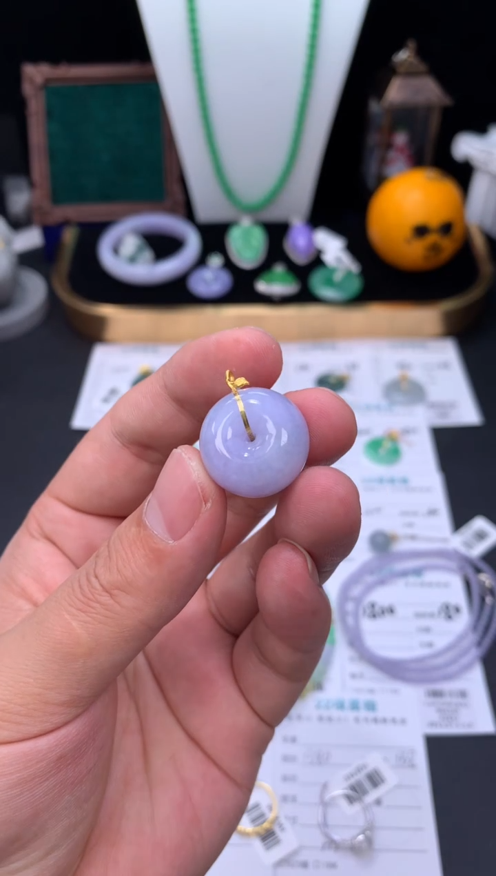 18K金镶嵌定制翡翠48小时鉴赏期 退货不扣服务费