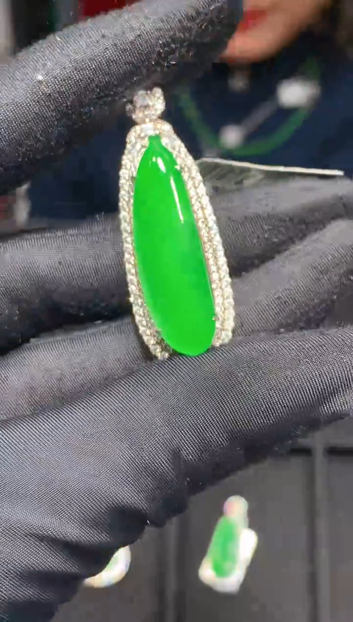 【闪购商品】定制翡翠未镶嵌42定制翡翠-多样性发货（发其一）