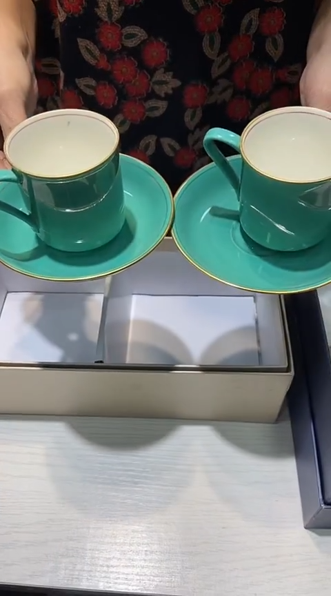 瓷片生活的本意是开心啊@@1