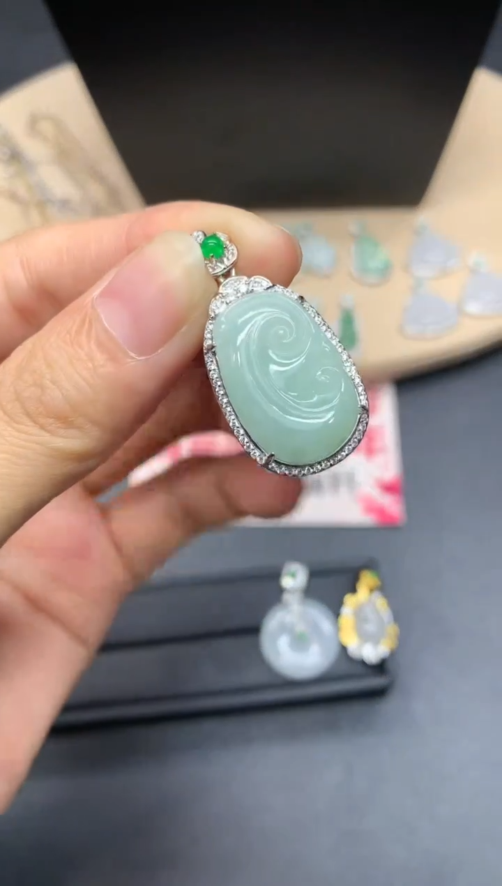 【闪购商品】翡翠吊坠(不含链)银S925镶嵌如意【多样性发其一】