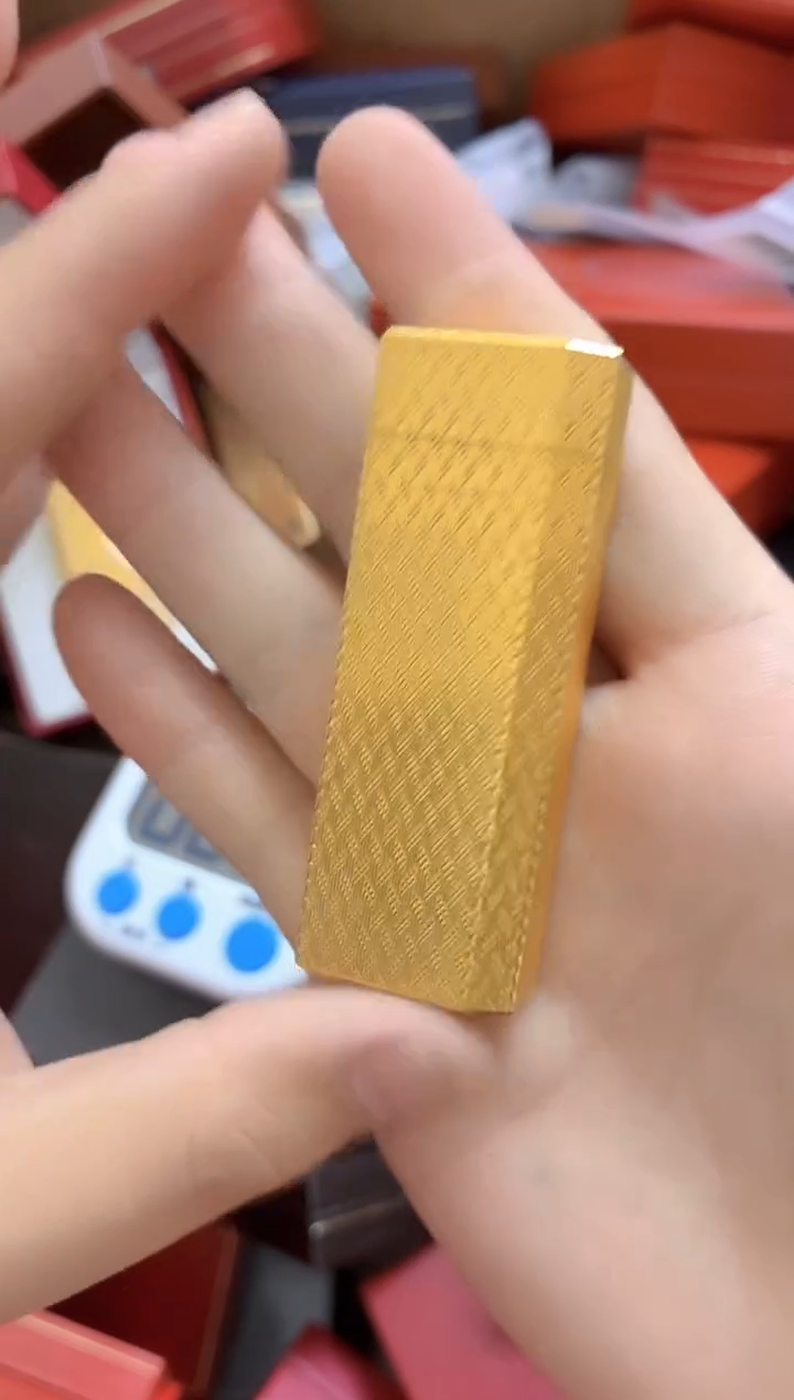 卡五角金色打火机