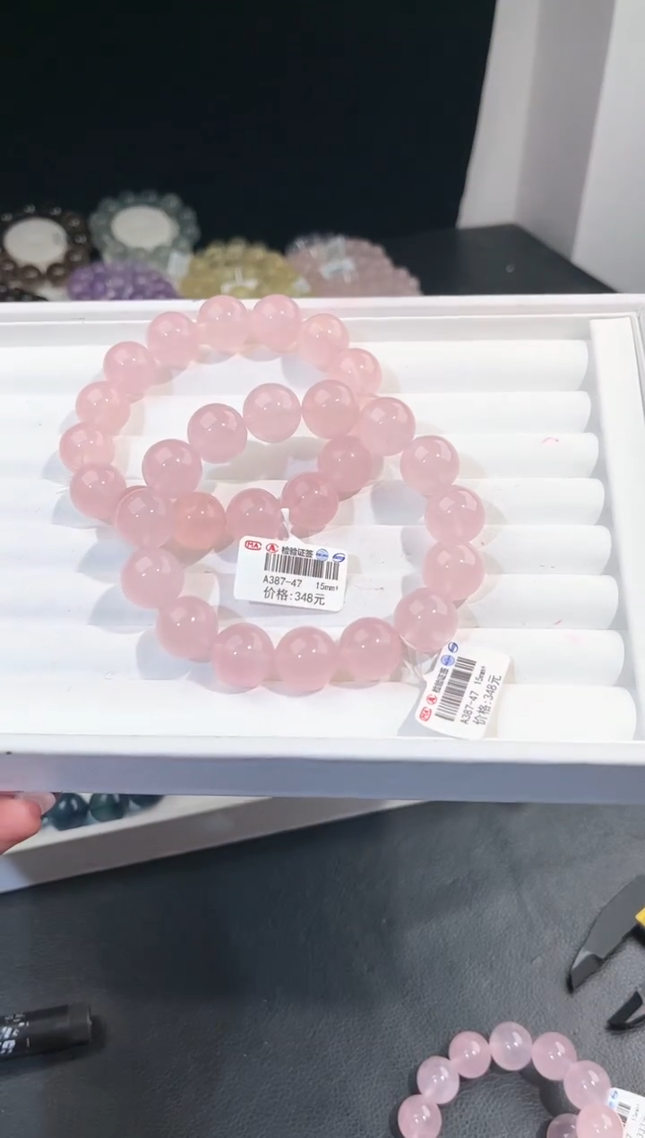 【闪购商品】水晶手链未镶嵌多样性发一粉晶15mm