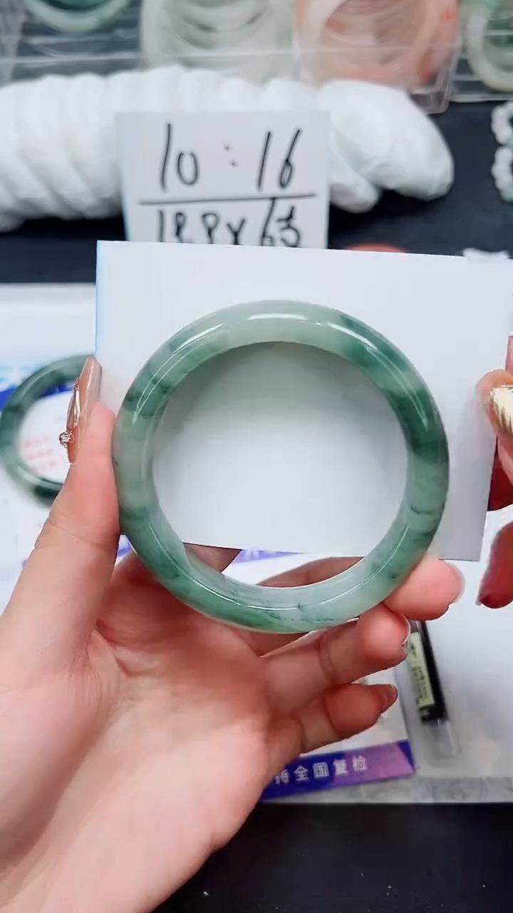 【闪购商品】石英质玉手镯未镶嵌A2-57/58