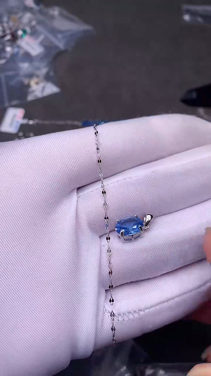 【闪购商品】海蓝宝石吊坠(赠链)银S925镶嵌.....