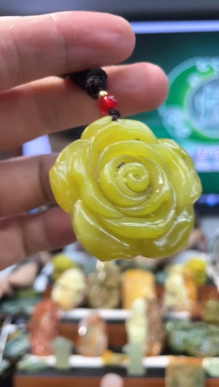 【闪购商品】岫玉吊坠未镶嵌·