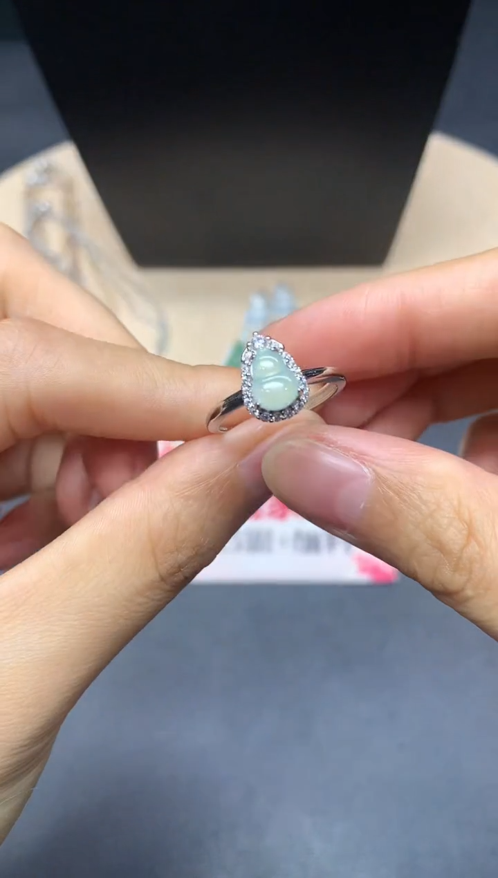 【闪购商品】翡翠戒指银S925镶嵌葫芦【多样性发其一】