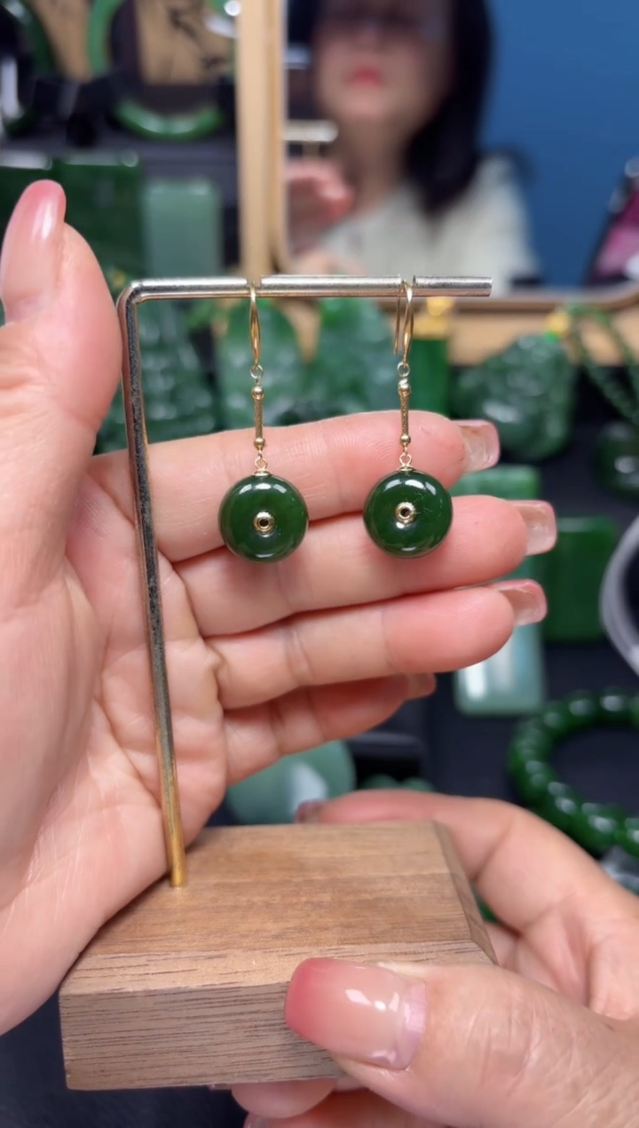 【闪购商品】和田玉（碧玉）吊坠(不含链)18K金镶嵌1