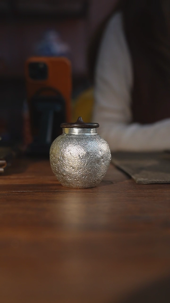 【闪购商品】杯煅朴手工锻打锡茶叶罐