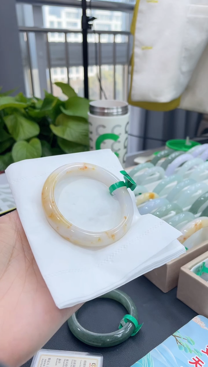【闪购商品】翡翠手镯未镶嵌0000006362