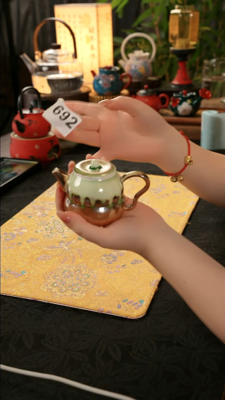 陶瓷茶具楚门壶692