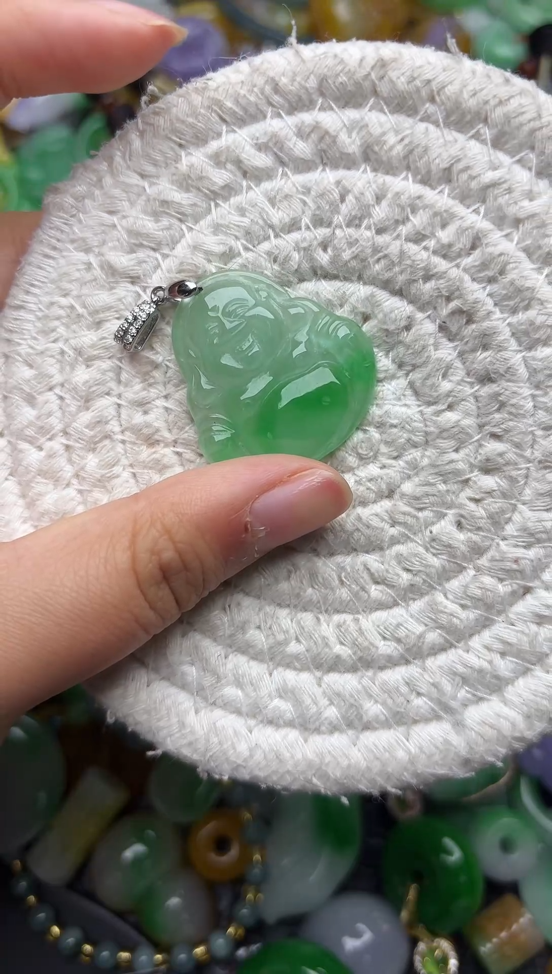 颈饰未镶嵌翡翠缅甸翡翠吊坠