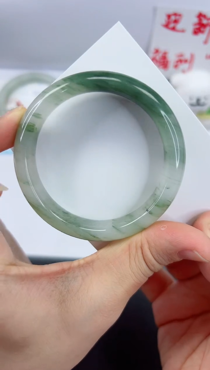 【闪购商品】石英质玉手镯未镶嵌483-53.3