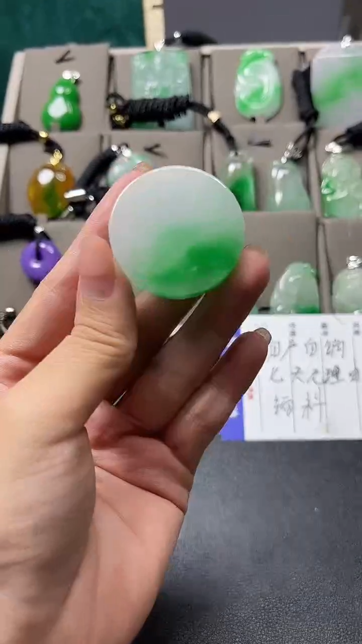 颈饰未镶嵌翡翠  所见即所得 一图一物