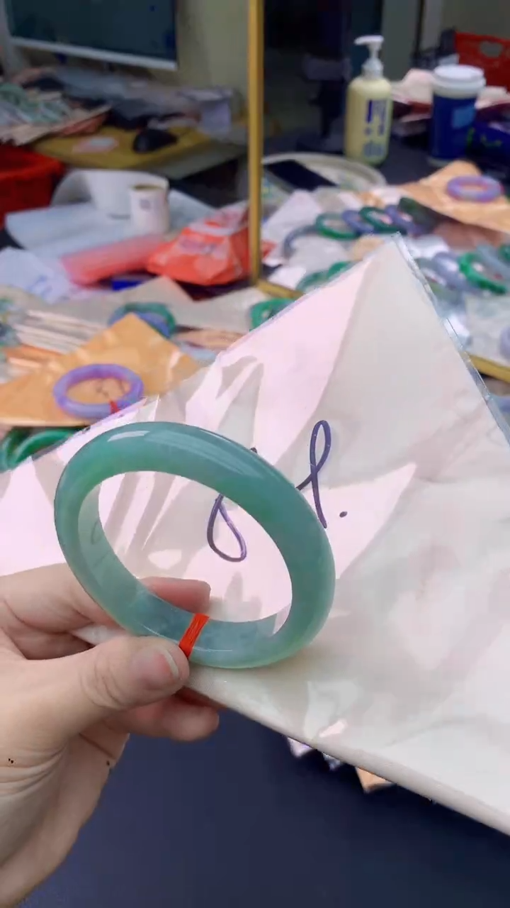 【闪购商品】翡翠手镯未镶嵌0549155555