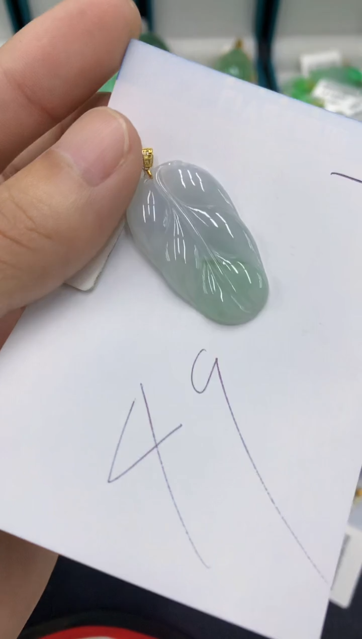 【闪购商品】翡翠颈饰18K金镶嵌翡翠