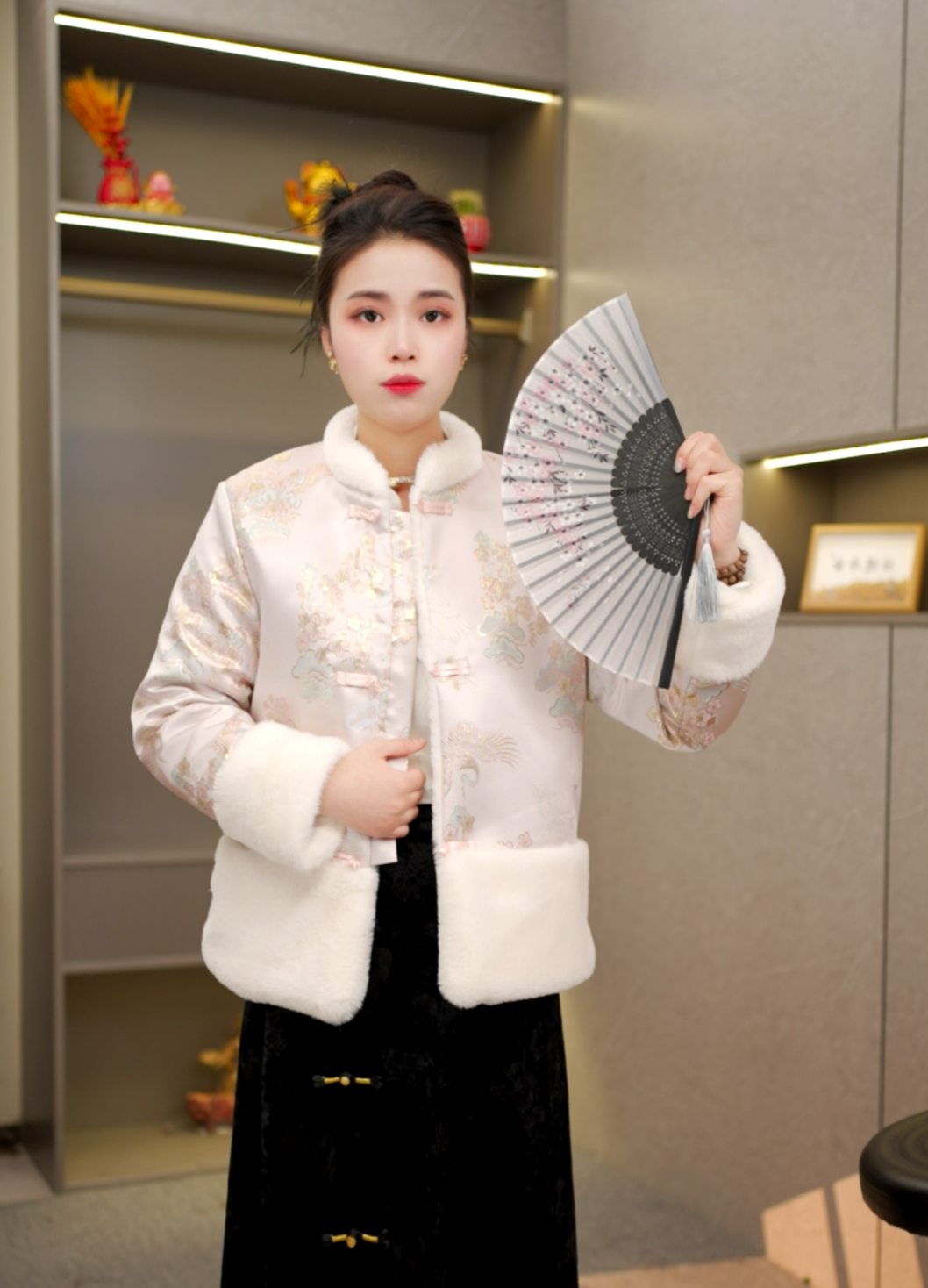 忆江南【腊梅仙鹤】新中式国风气质时尚百搭加绒加厚重工刺绣棉服