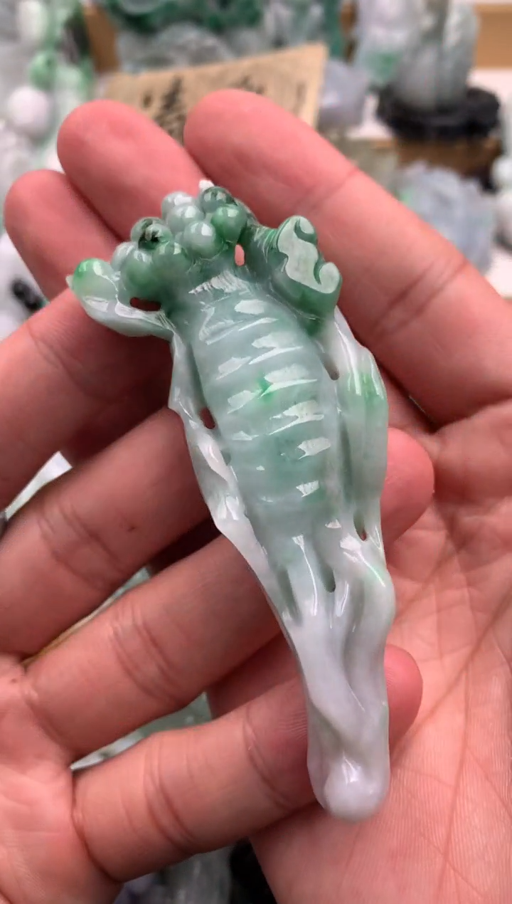 吊坠(不含链)未镶嵌翡翠1