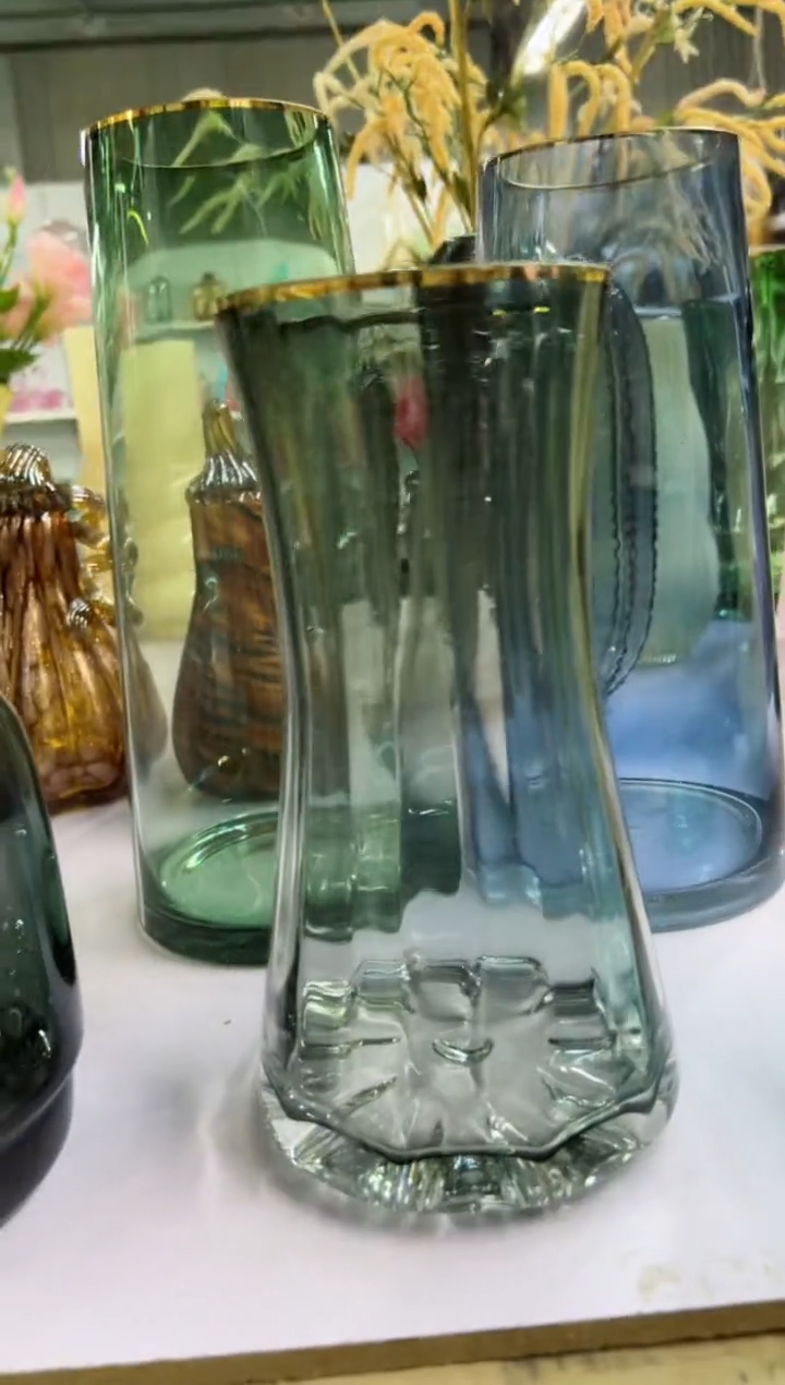 【闪购商品】玻璃2410