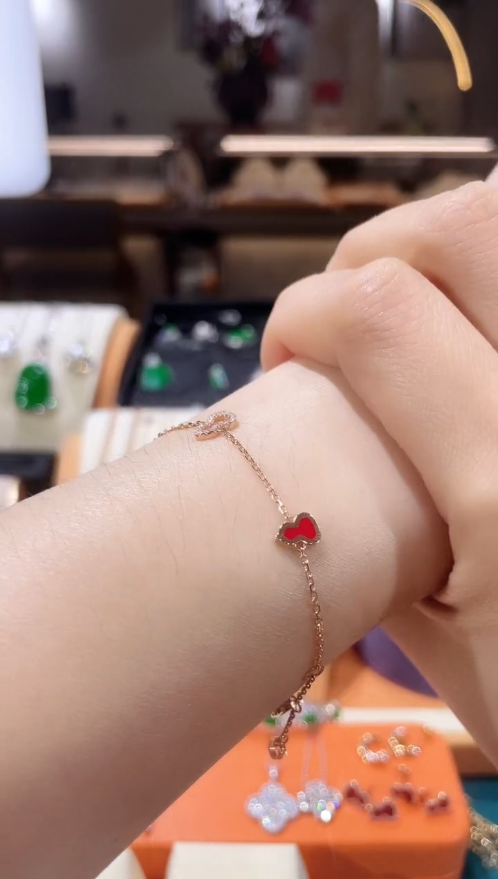 【闪购商品】钻石手链18K金镶嵌手链