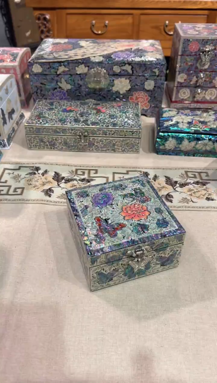 【闪购商品】黑底蓝边·弘贝雅螺钿漆器文化馆