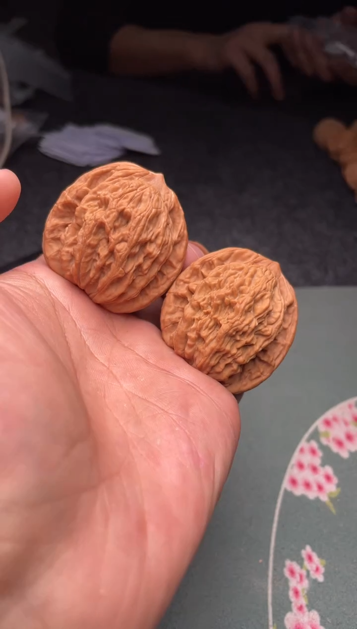 把件文玩核桃a180   麦虎  42尺