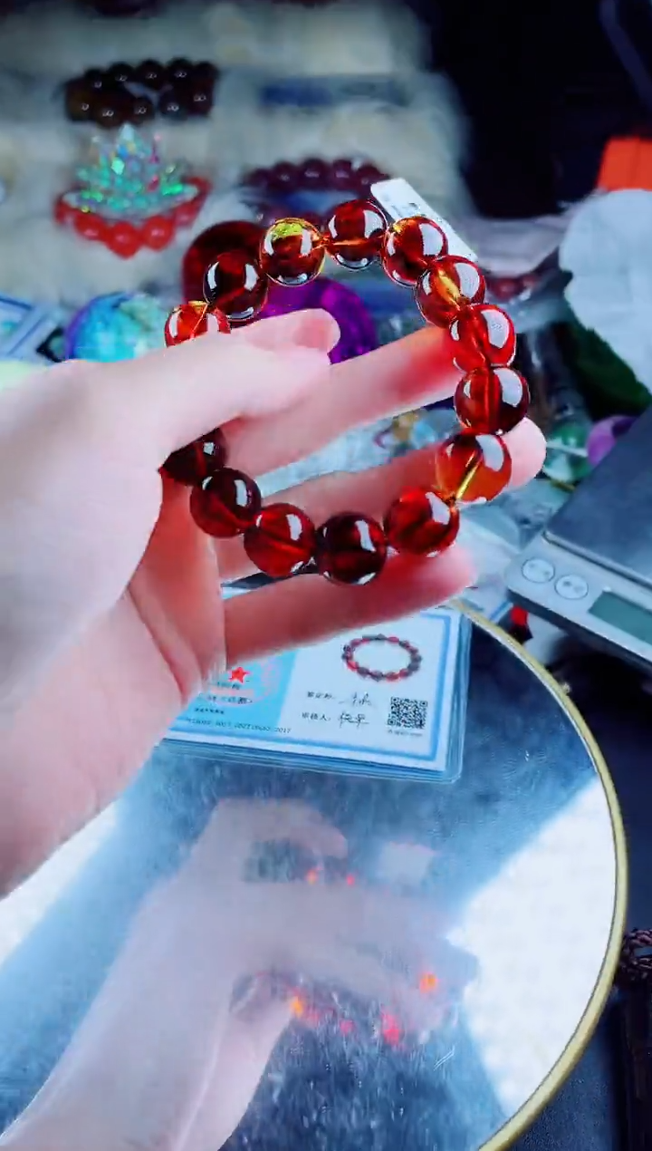 未镶嵌颈饰血珀血珀手串卡14