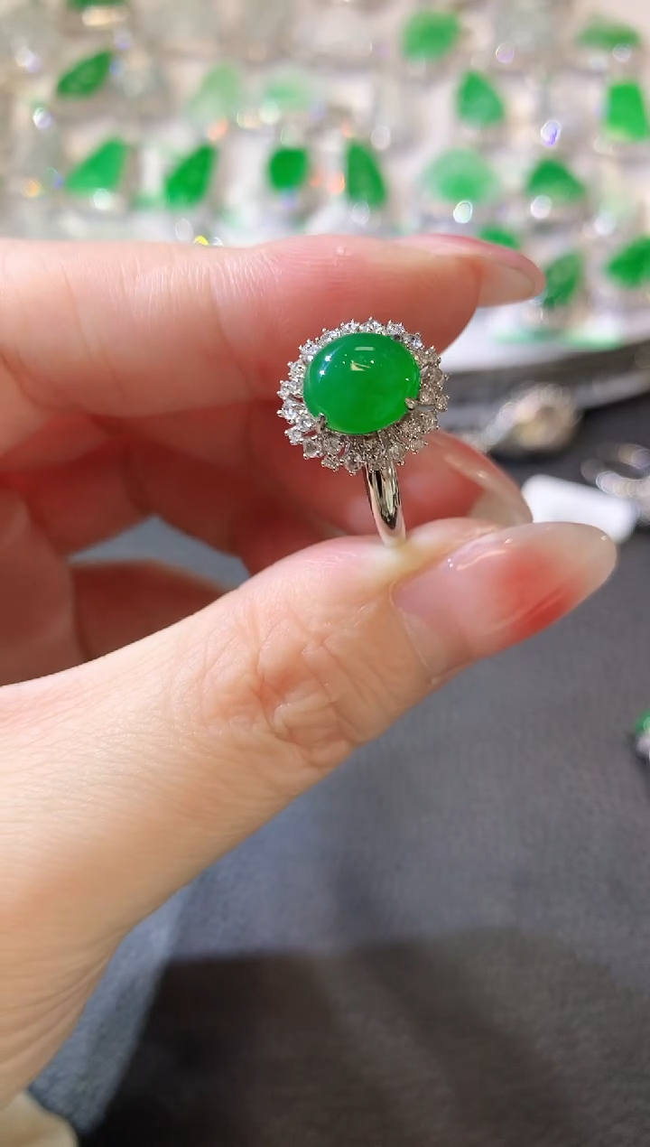 【闪购商品】翡翠戒指18K金镶嵌A76 翡翠