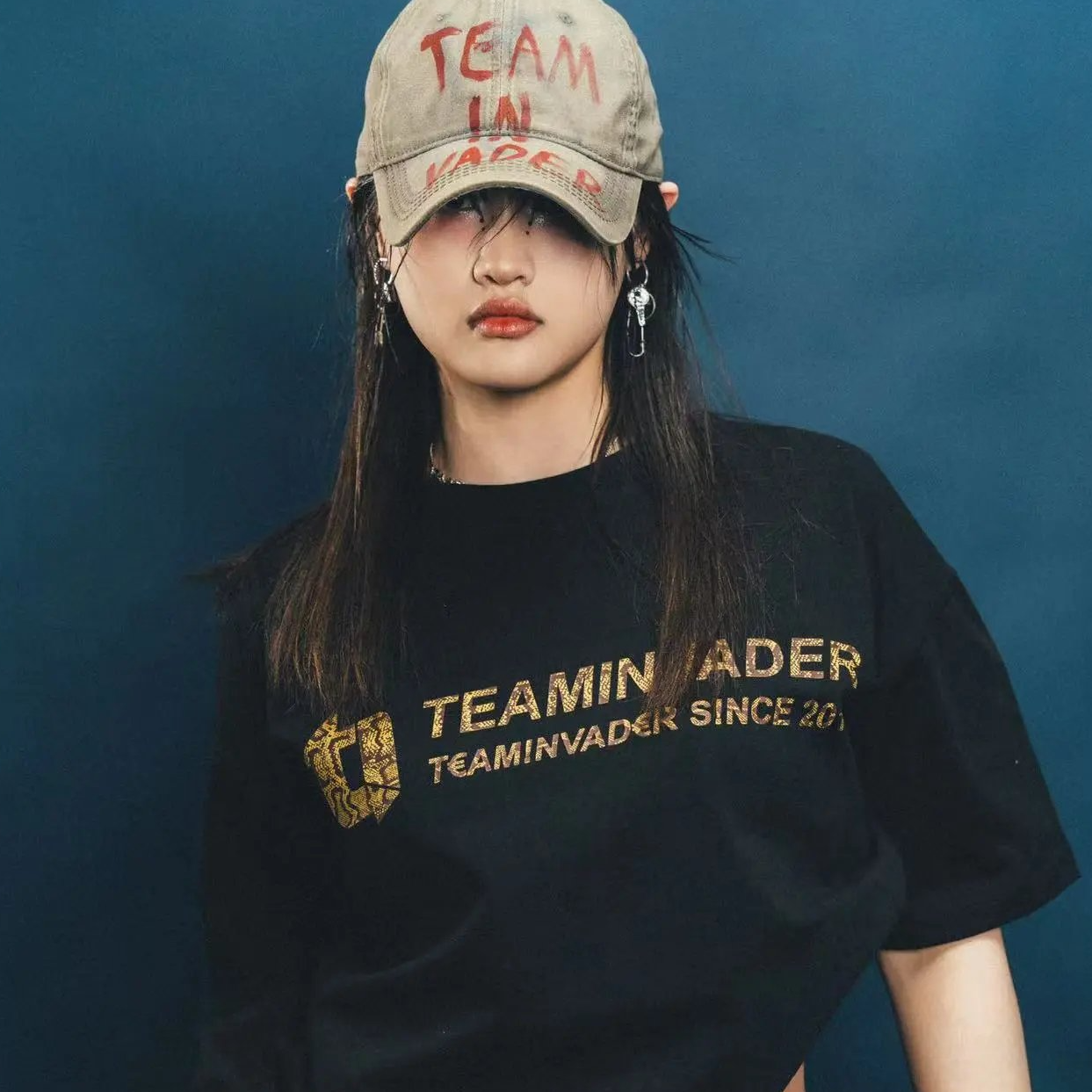 TI舞团金标短袖美式轻奢情侣黑色宽松印花设计师T05A008百搭时尚