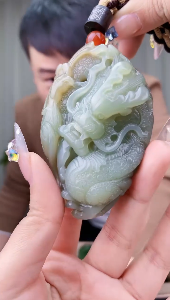 【闪购商品】和田玉挂件未镶嵌拍一发一，多样性发货！