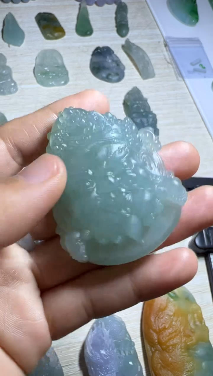 【闪购商品】定制翡翠未镶嵌黄财神首