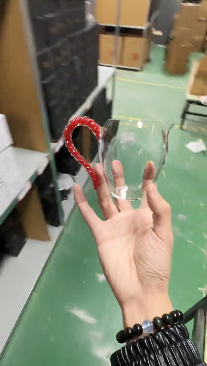 红金螺旋公杯   晶焱金标