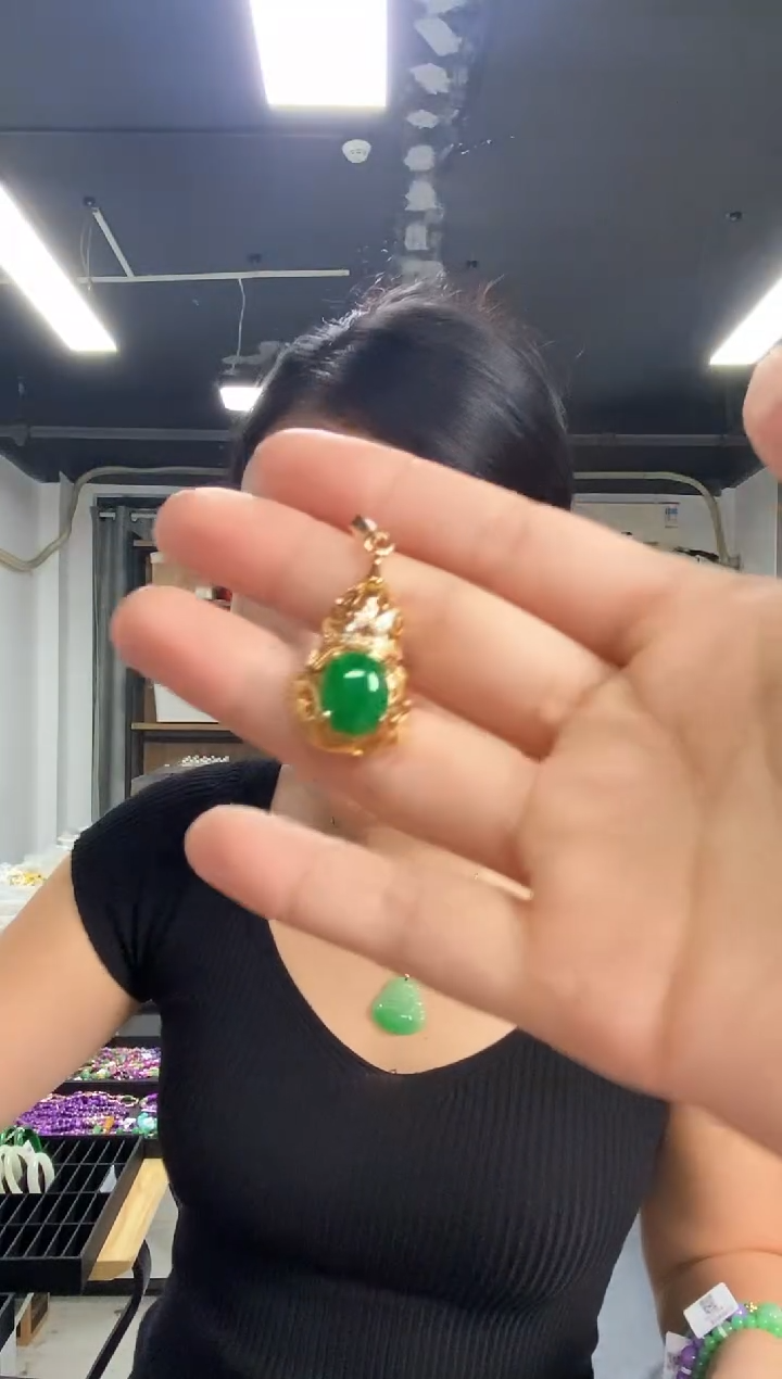 翡翠未镶嵌颈饰闪购链接多样性发其一颜色微差