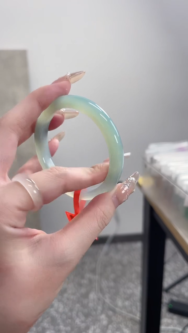 【闪购商品】玛瑙/玉髓手镯未镶嵌56圈 需要包容