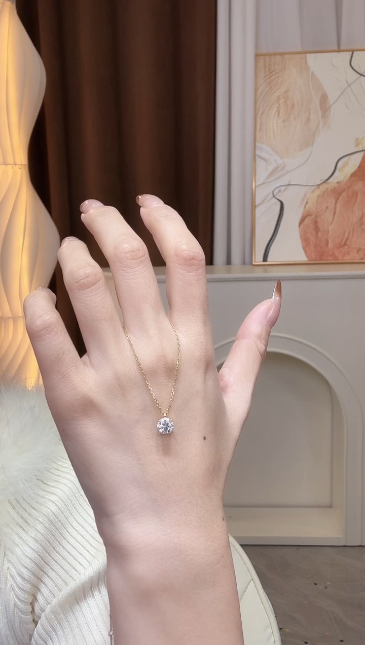 18K金镶嵌颈饰实验室培育钻石18k金k黄50分四爪项链  50链长