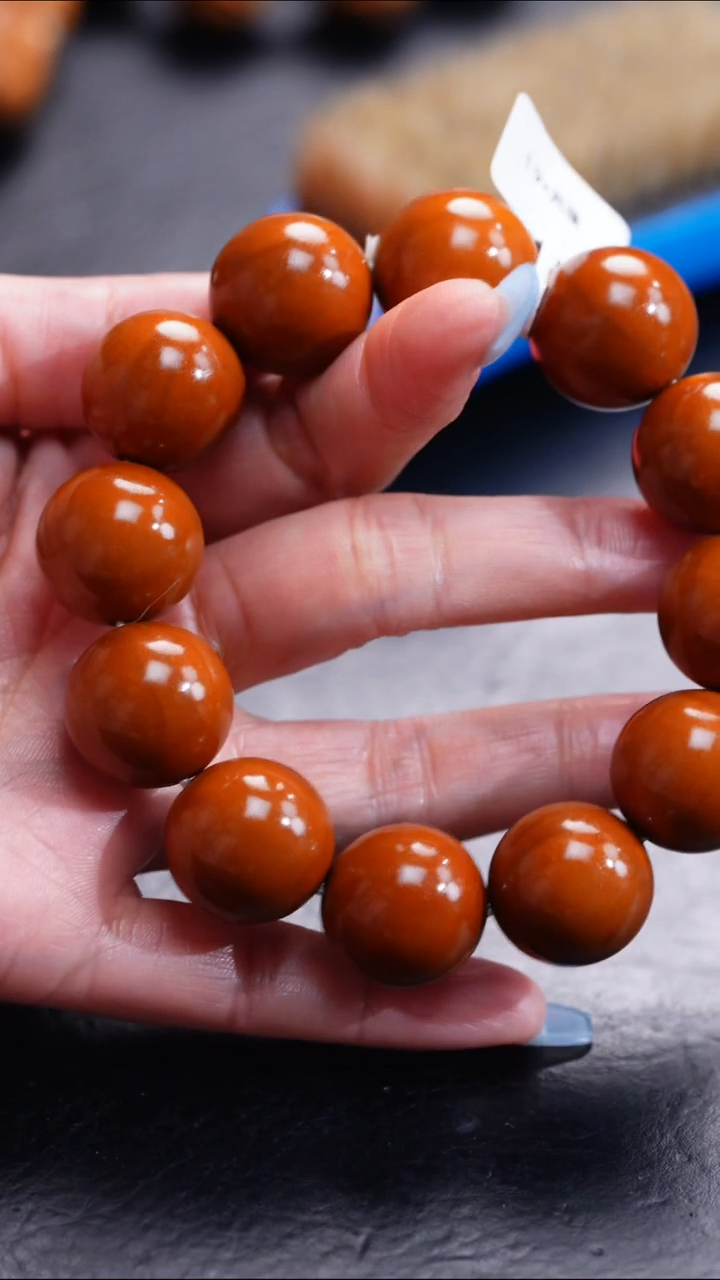 【闪购商品】橄榄核吊坠橄榄核