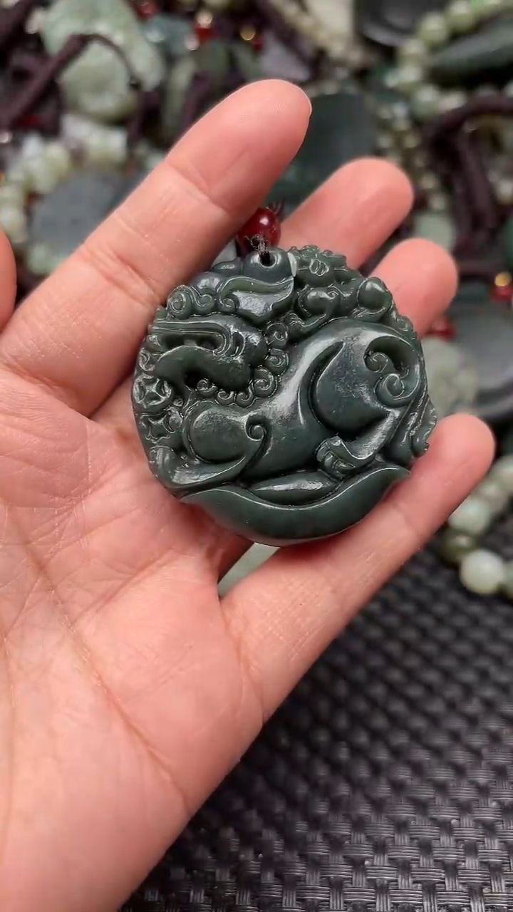 【闪购商品】和田玉颈饰未镶嵌1