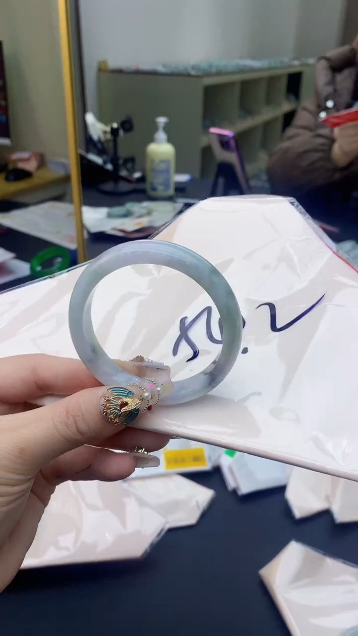 【闪购商品】翡翠手镯未镶嵌0011738787
