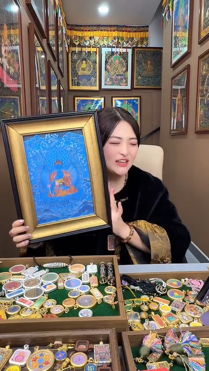 吊坠药师摆台-热贡纯手绘唐卡