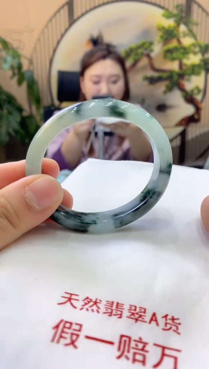 【闪购商品】翡翠手镯未镶嵌00008195