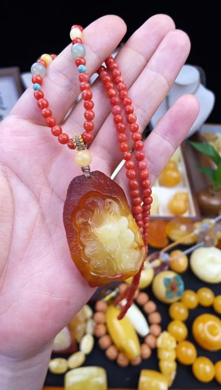 琥珀未镶嵌珠宝奇石柒月