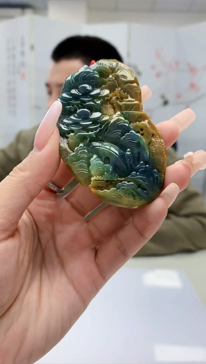 【闪购商品】定制翡翠未镶嵌4812lr-毛货挂件62